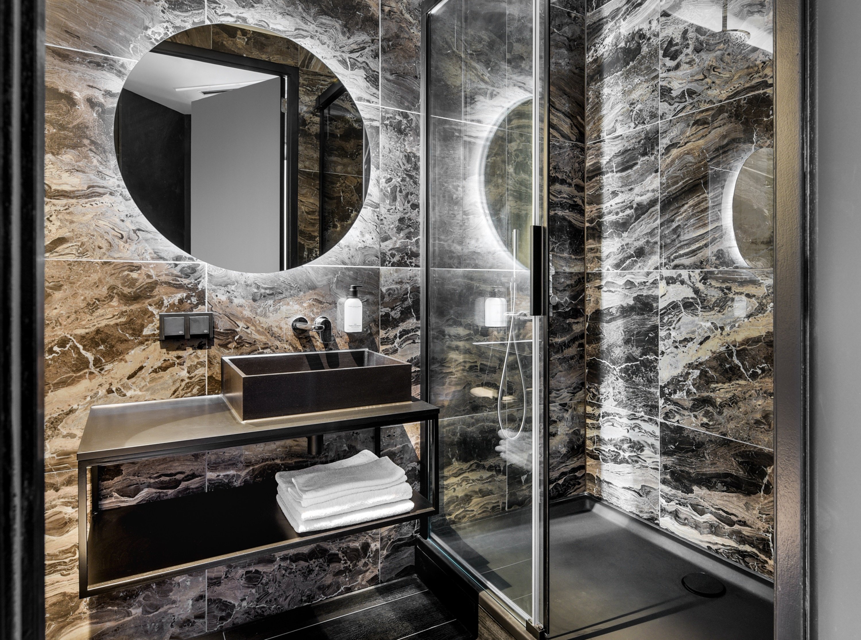 Le Marin Hotel Rotterdam City - Handwritten Collection 23/25