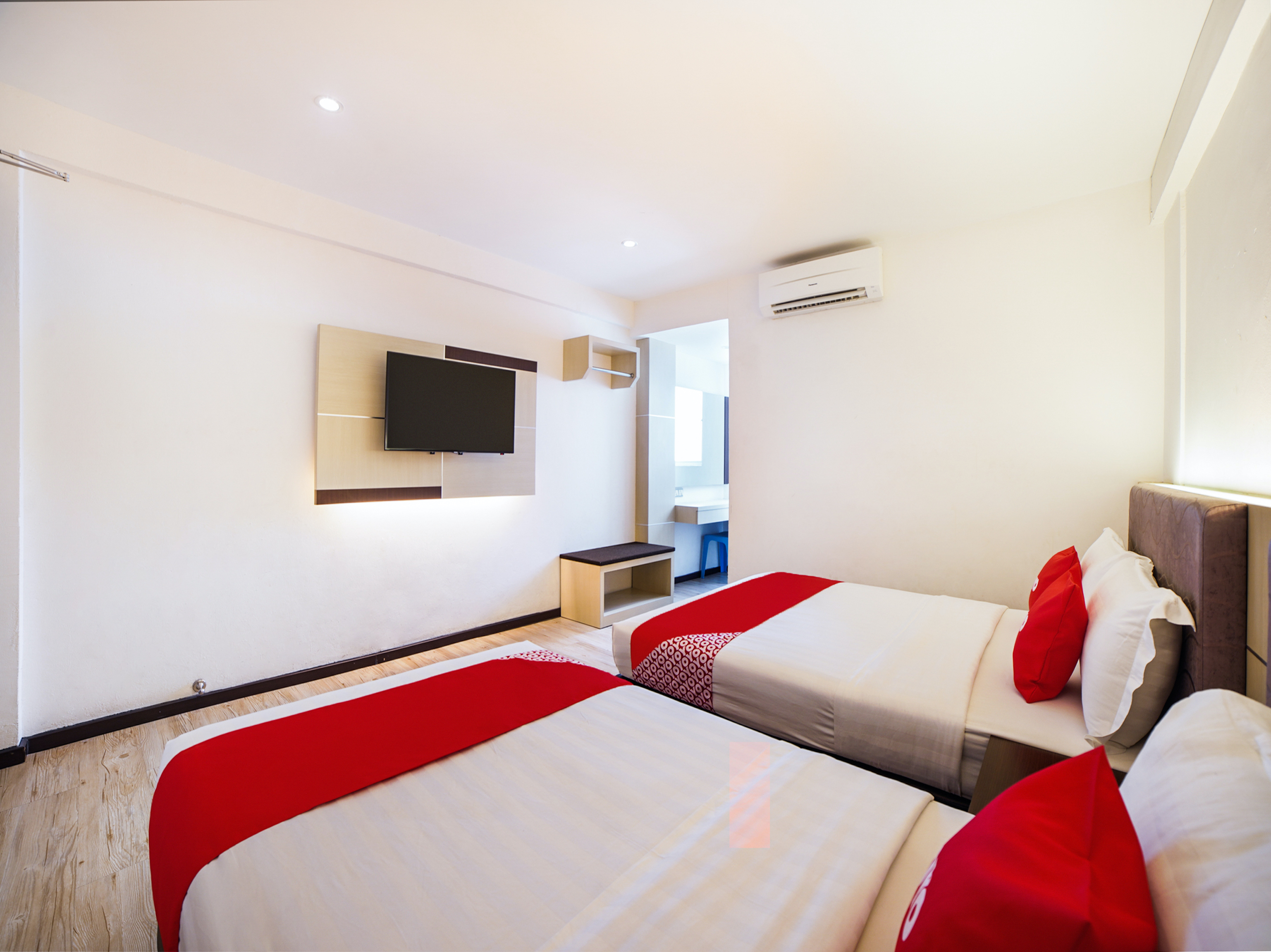 Palace Inn Miri 12/33