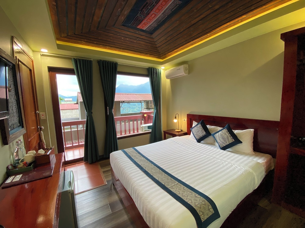 SUPERIOR, DOUBLE BED