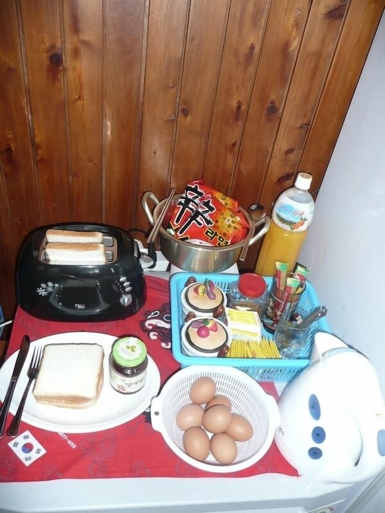 Springflower Guesthouse - Hostel 32/39
