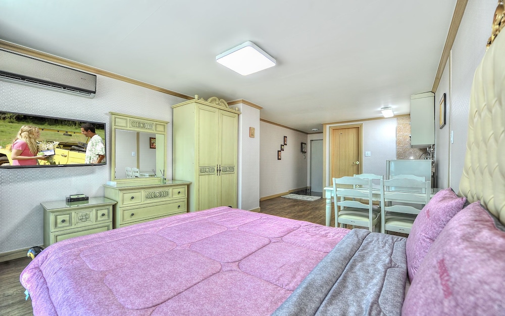 Sokcho Esher House Pension 4/34