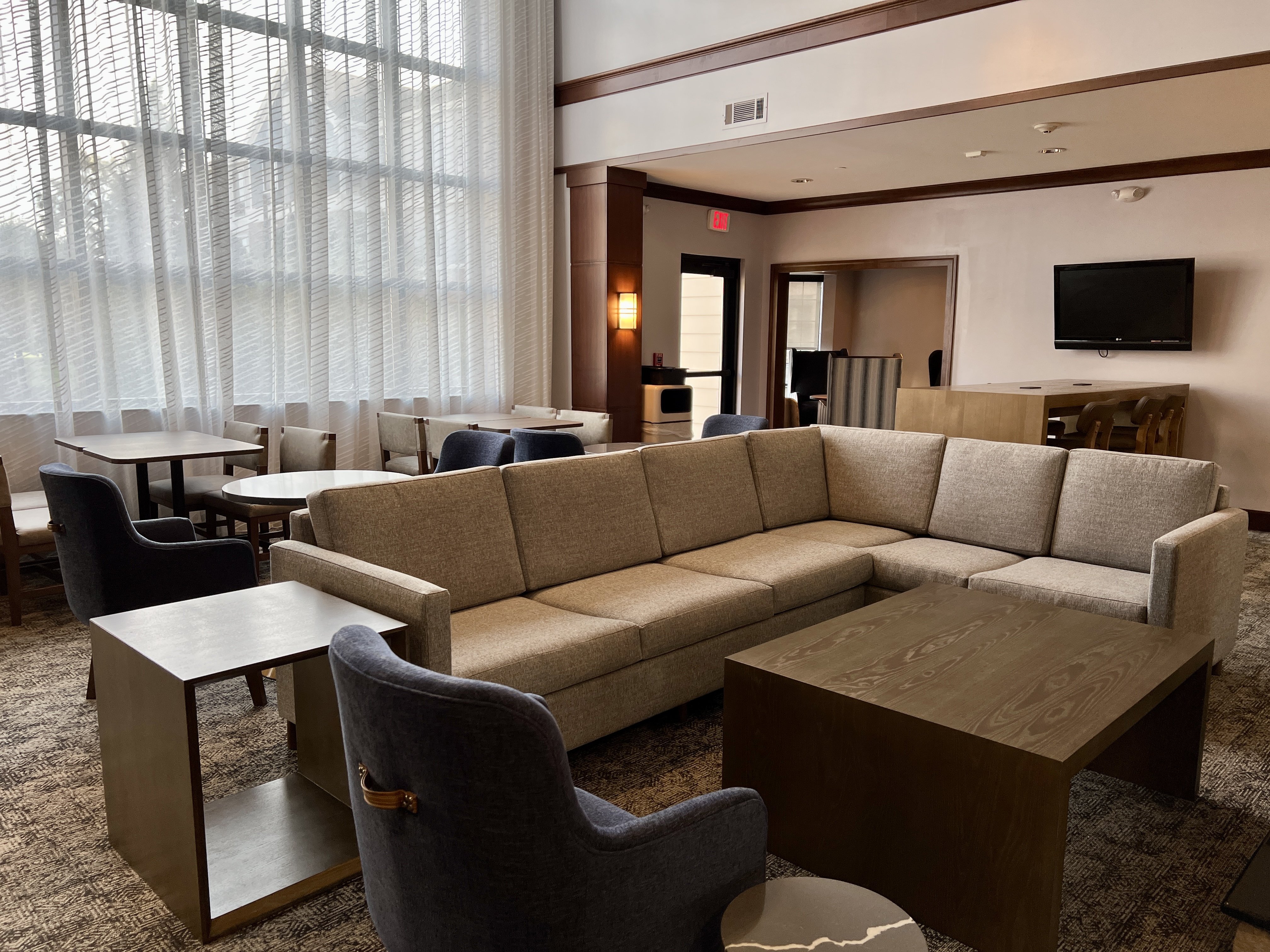 Staybridge Suites Milwaukee West-Oconomowoc 49/73