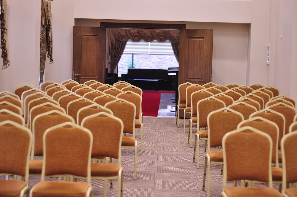 Aygür Hotel 17/23