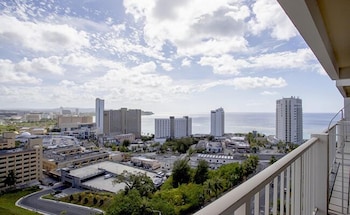 Bayview Hotel Guam 44/50