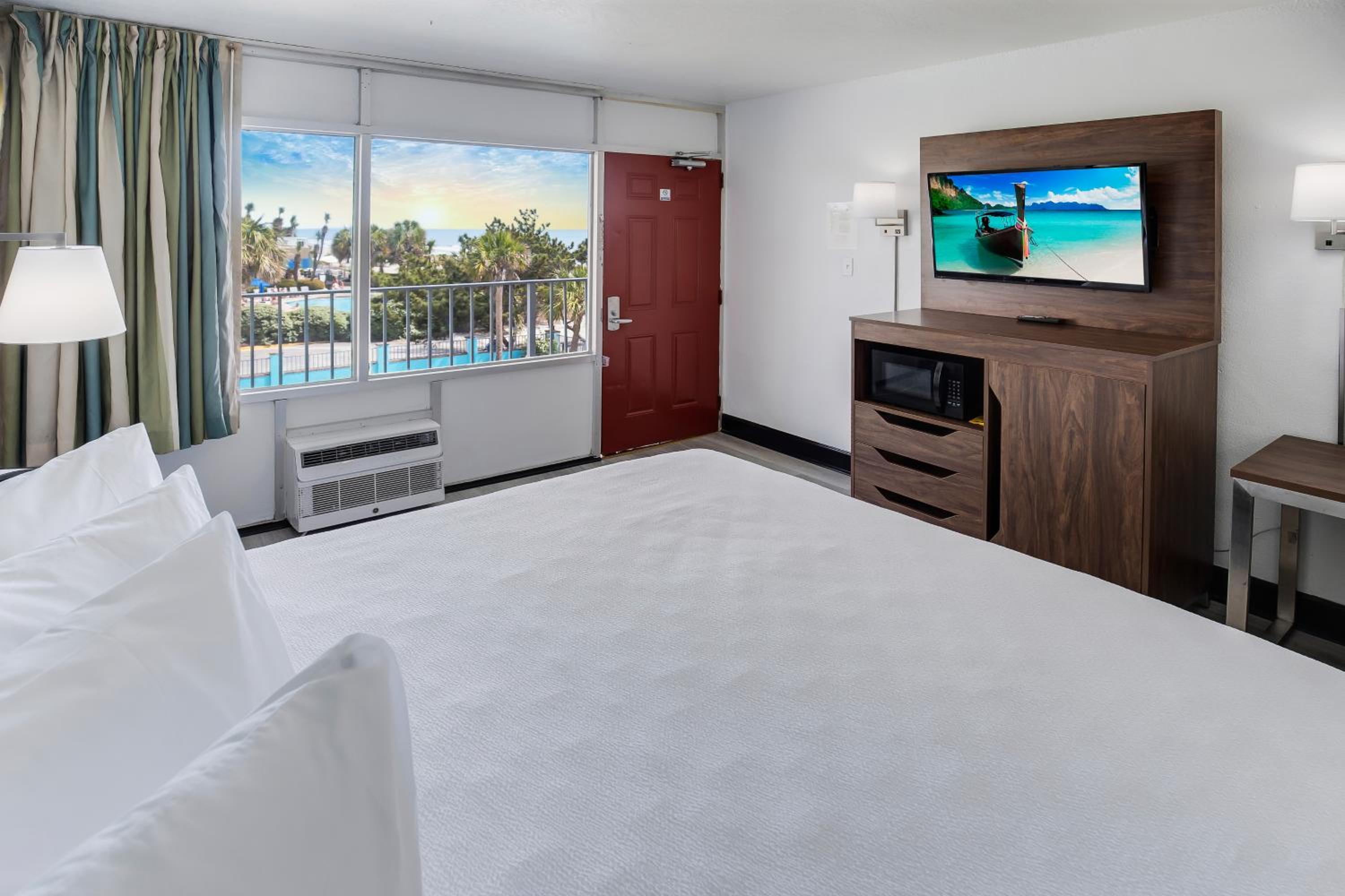 Room, King Bed, Ocean View