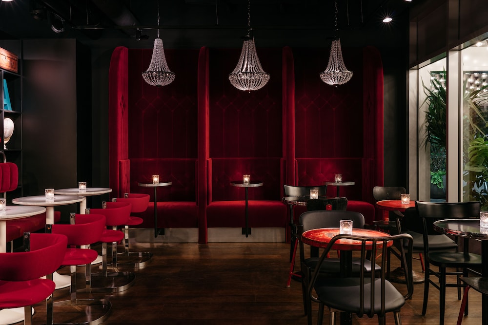 Ruby Leni Hotel Dusseldorf 62/77