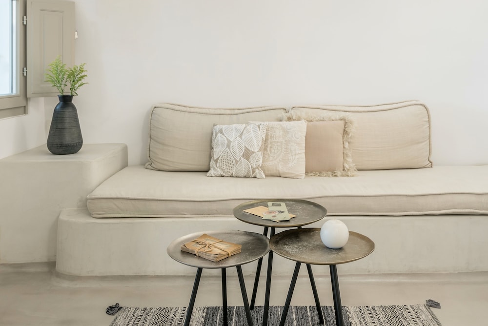 COCOON SUITES 50/68