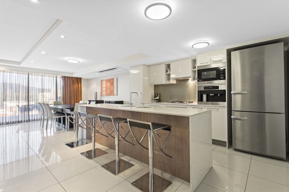 Cbd Luxury Accommodation 26/28