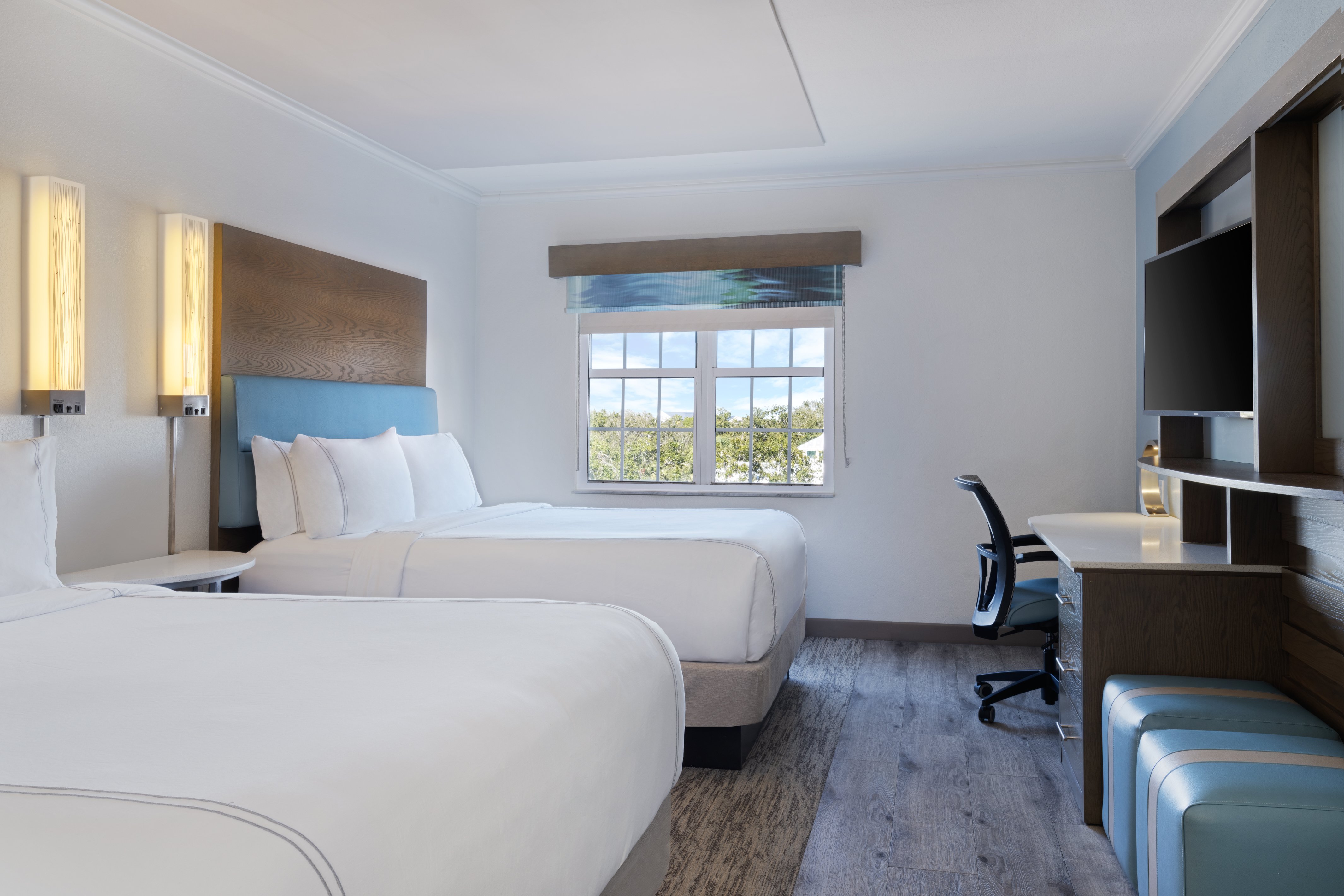 Even Hotel Sarasota-Lakewood Ranch 30/80