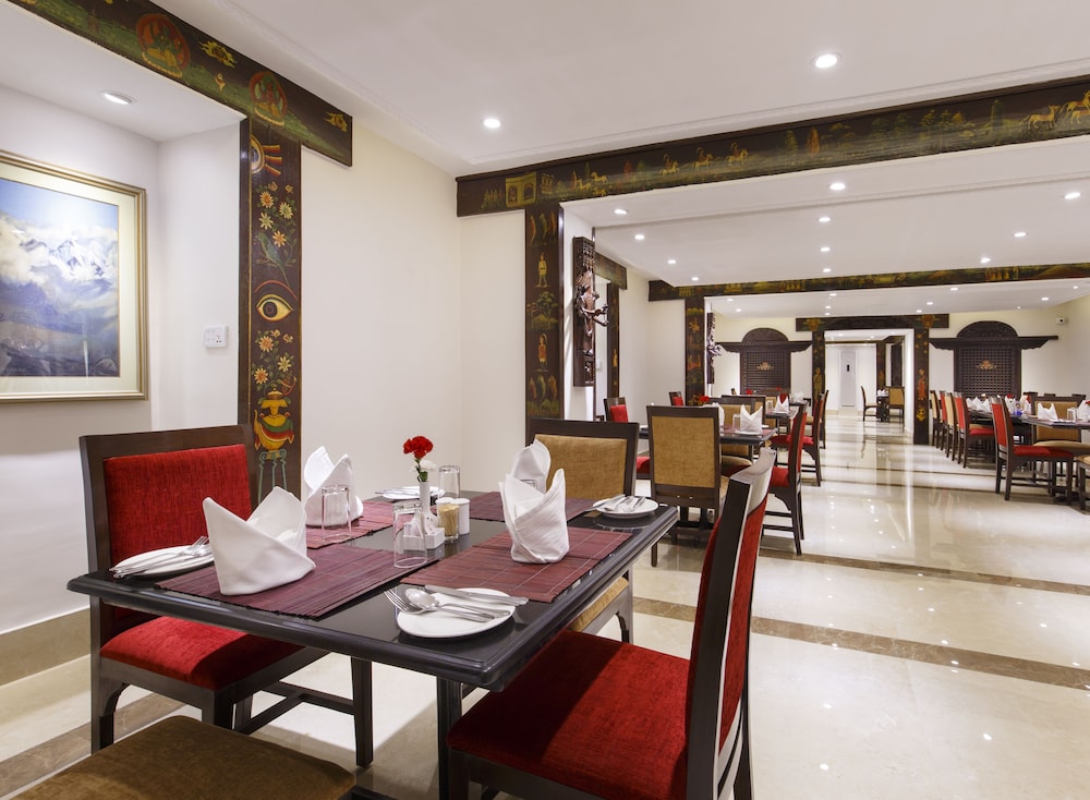restaurant cafeteria