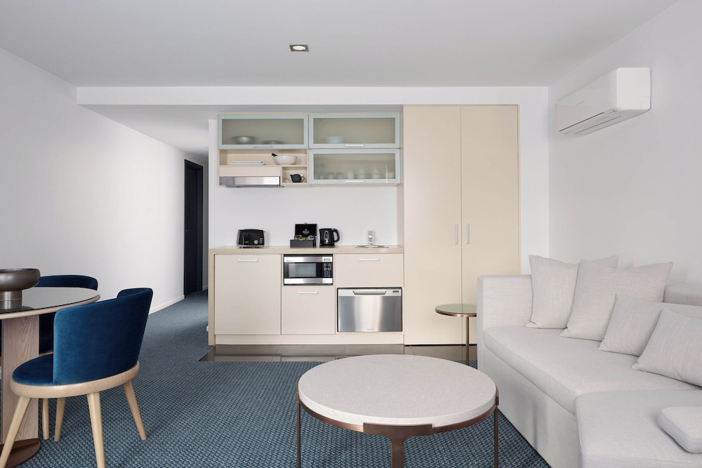 RACV Hobart Hotel 30/48