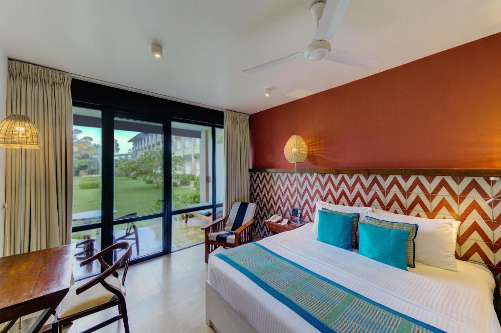 Superior, Twin Beds, Garden Access