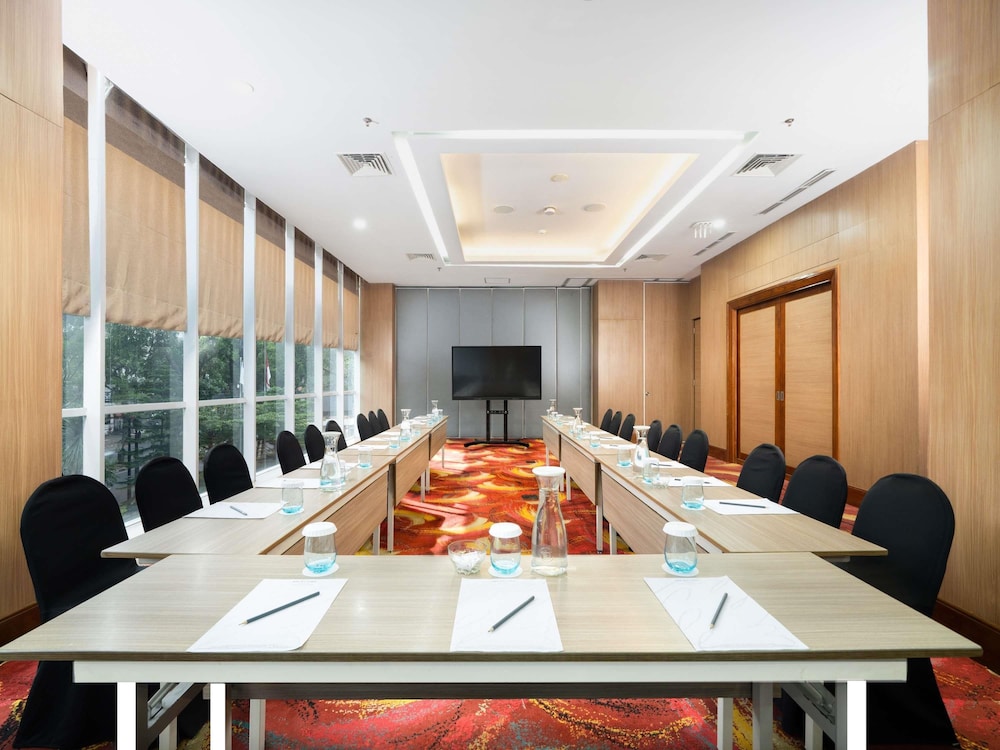 Mercure Bandung Nexa Supratman 65/67