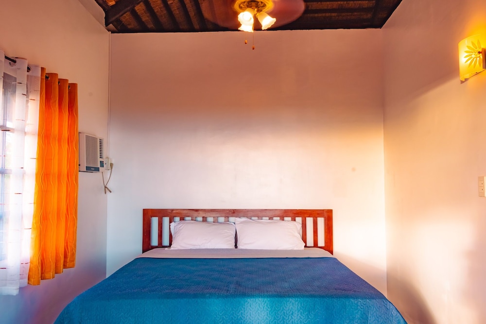 2 BEDROOMS, FAMILY, VILLA