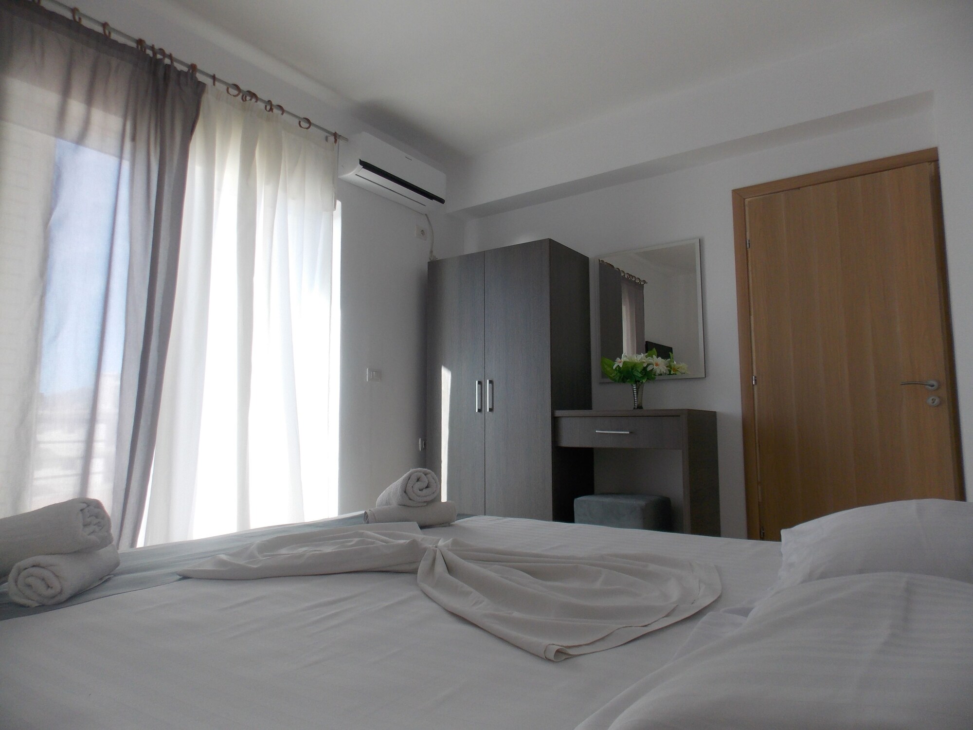 Apartment, Balcony
