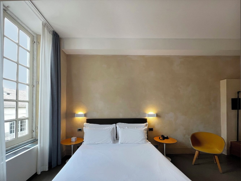 CLASSIC, DOUBLE BED