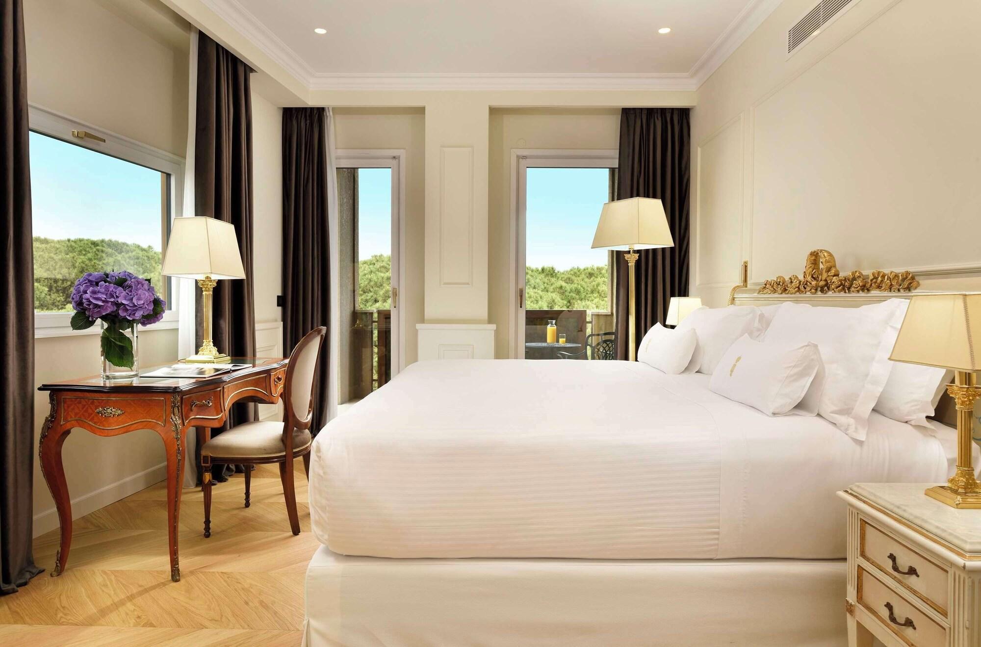 Suite, Park View, Corner