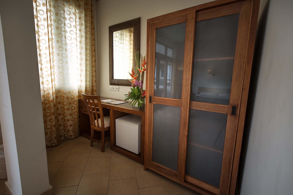 Ecosfera Hotel 4/50
