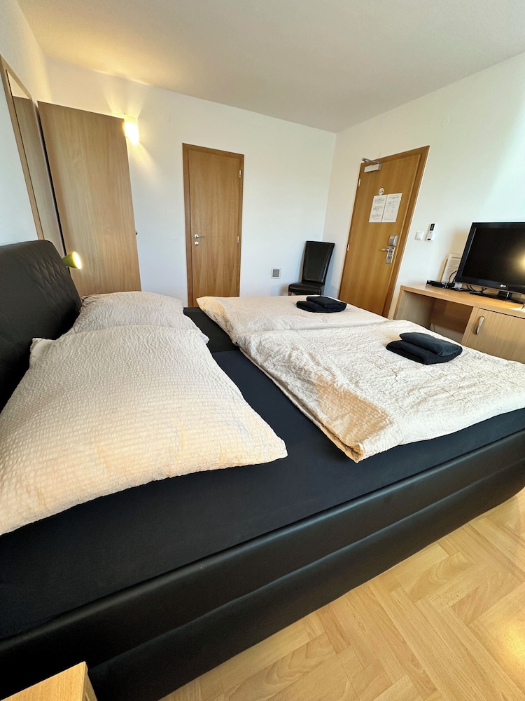 Garni Hotel Muza 9/50