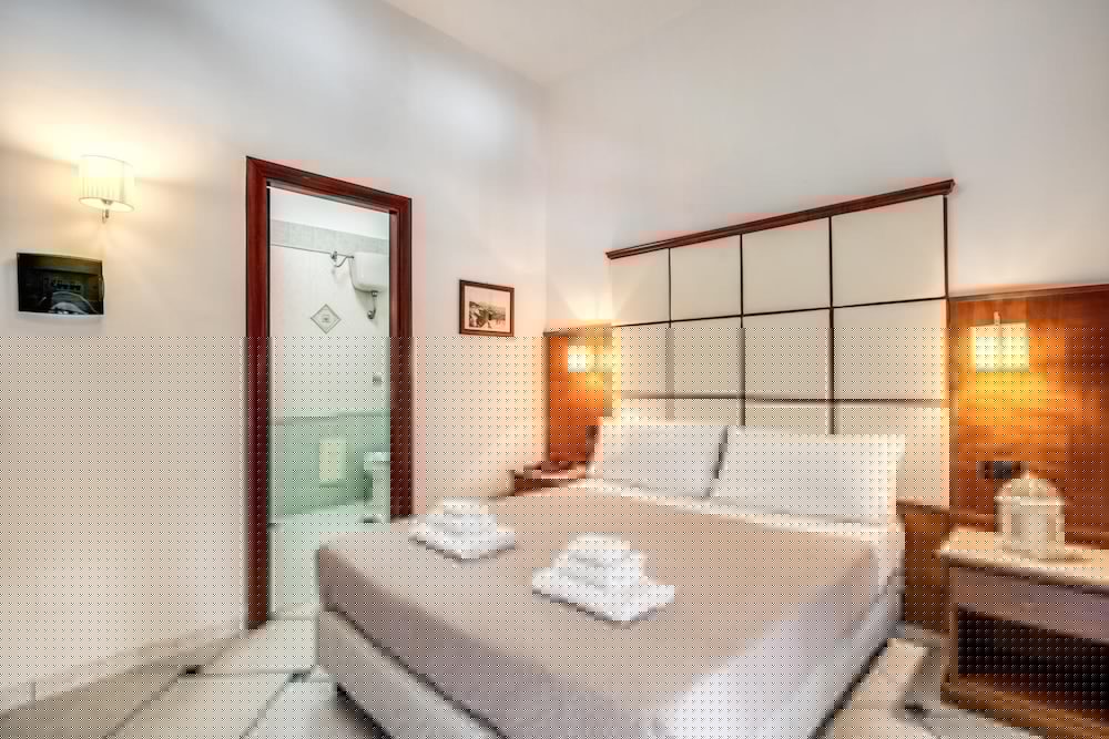 Garibaldi Suite 25/71