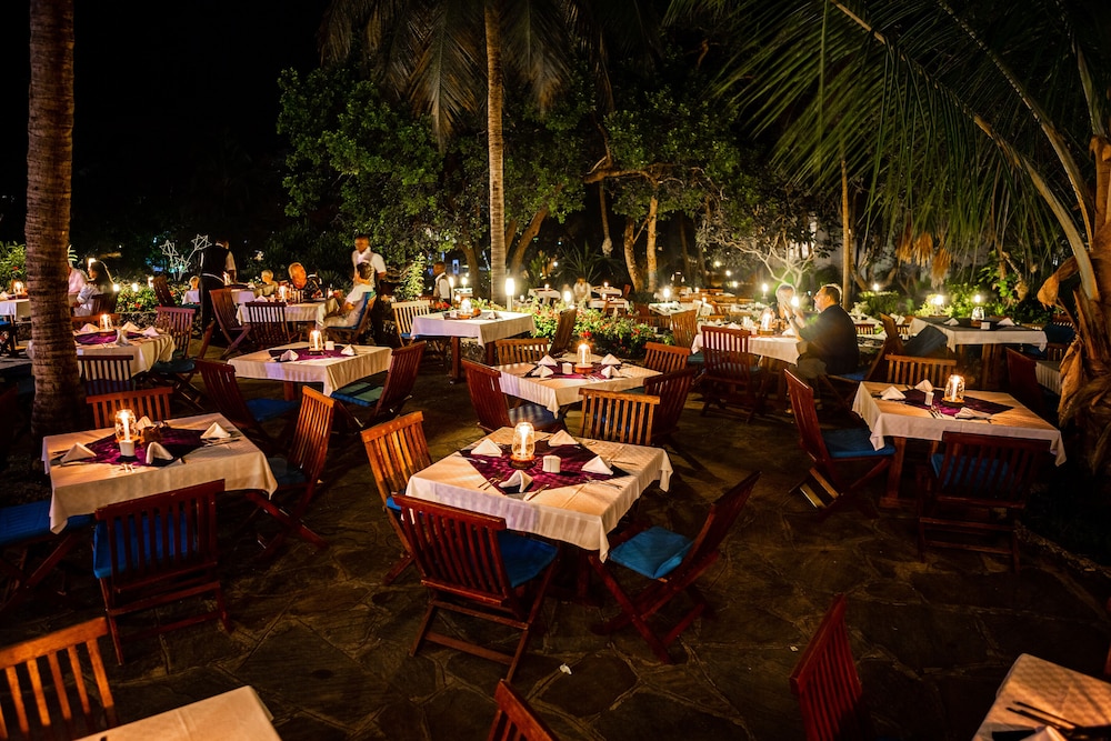DIANI SEA RESORT 24/50
