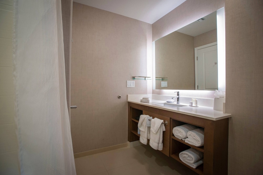 Residence Inn By Marriott Pensacola Airport/Medical Center 12/48