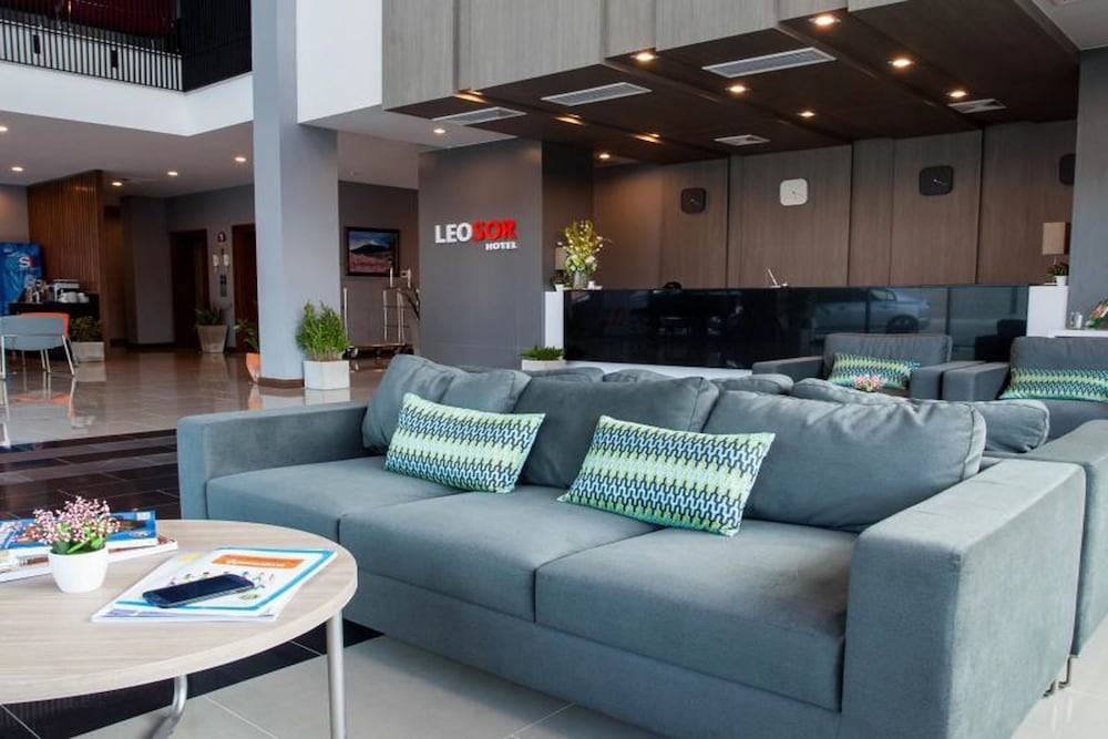 Leosor Hotel 43/58
