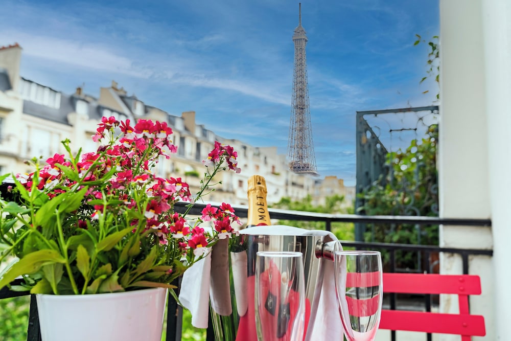 Hotel Le Cercle Tour Eiffel 6/50