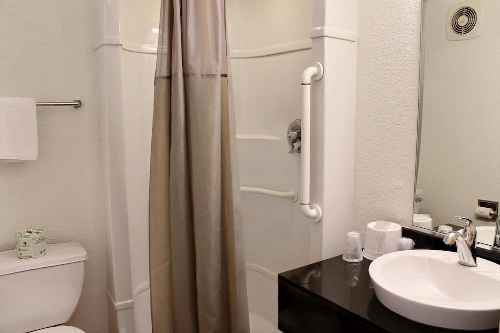 Motel6 Morro Bay, CA 14/63