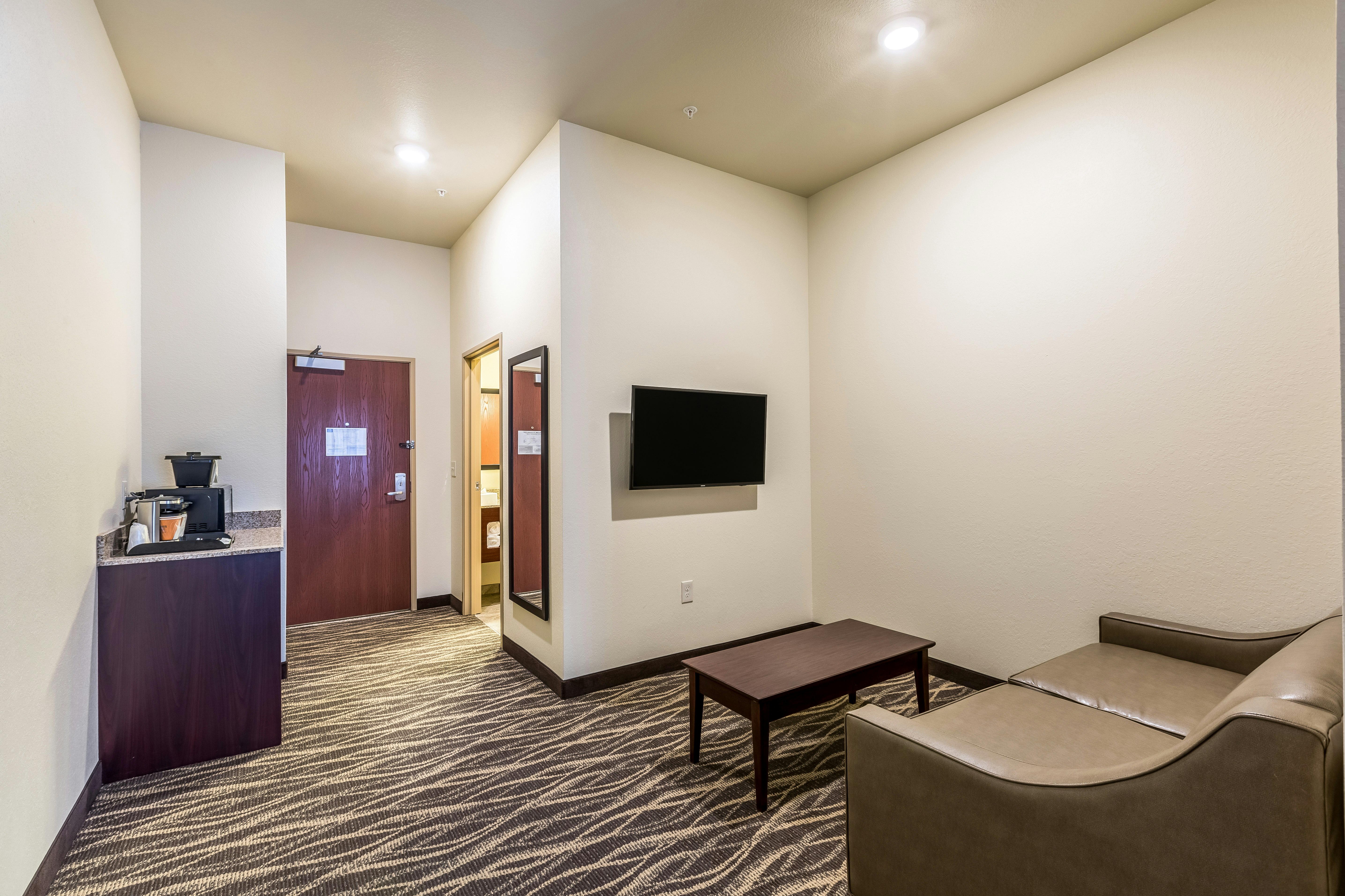 Cobblestone Hotel & Suites – Stevens Point 39/55