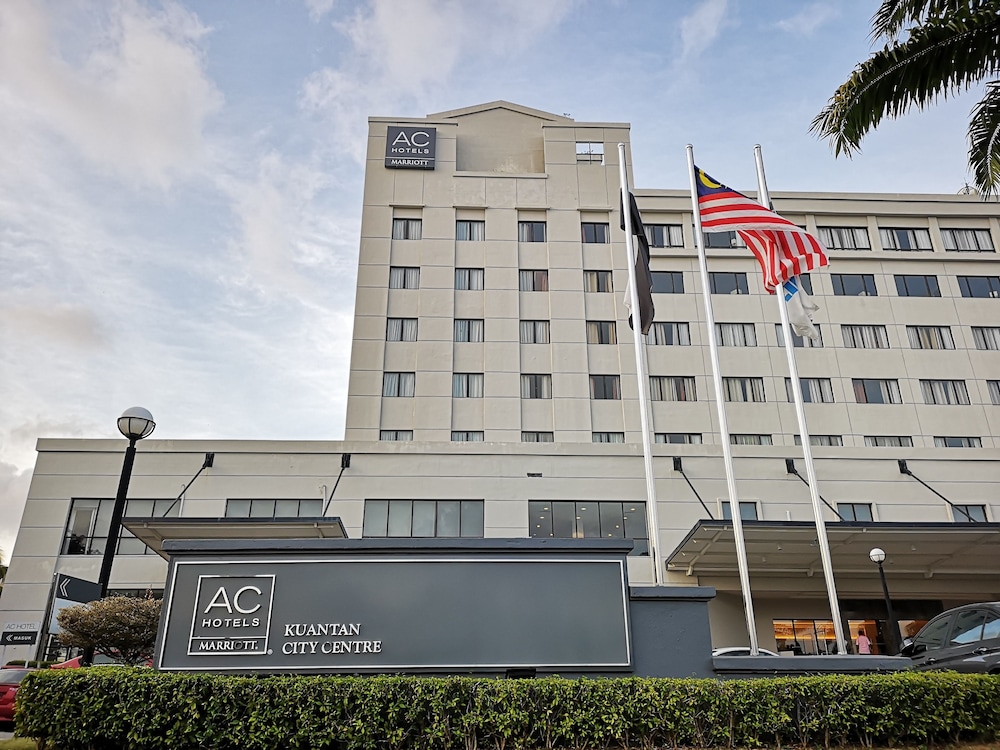 AC Hotel Kuantan 1/18