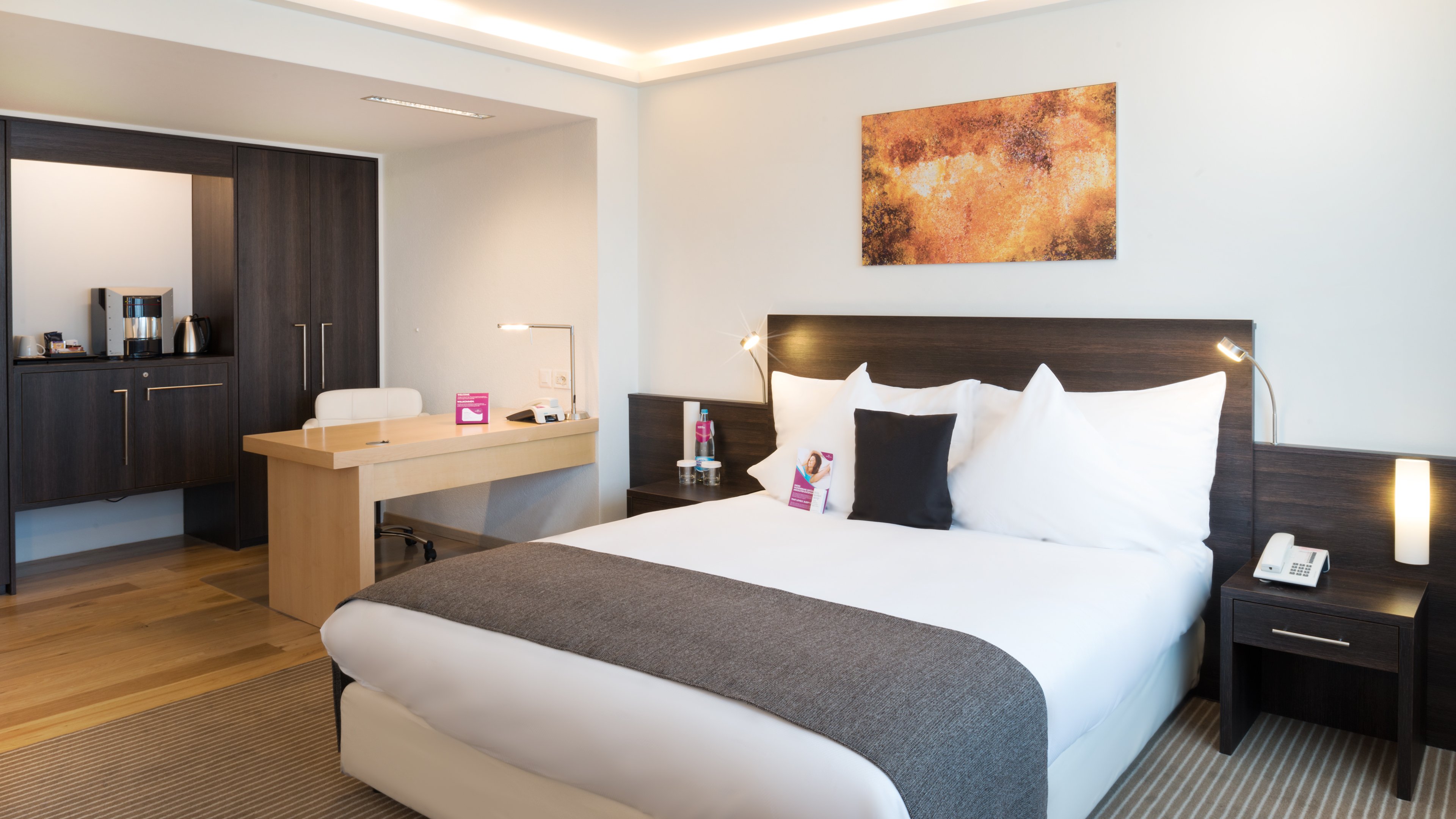 Crowne Plaza Zurich 16/50
