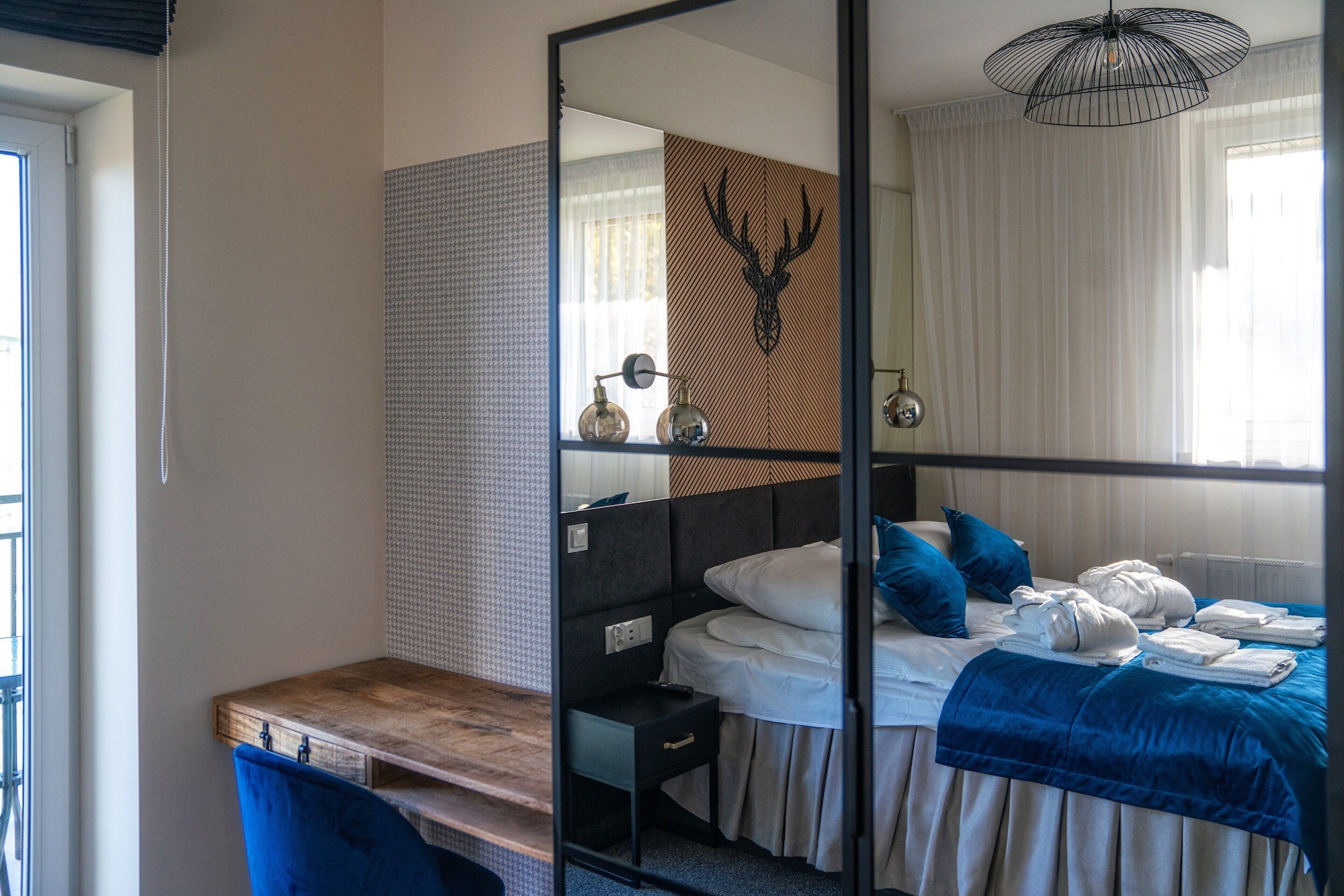 Vip, Deluxe, Queen Bed