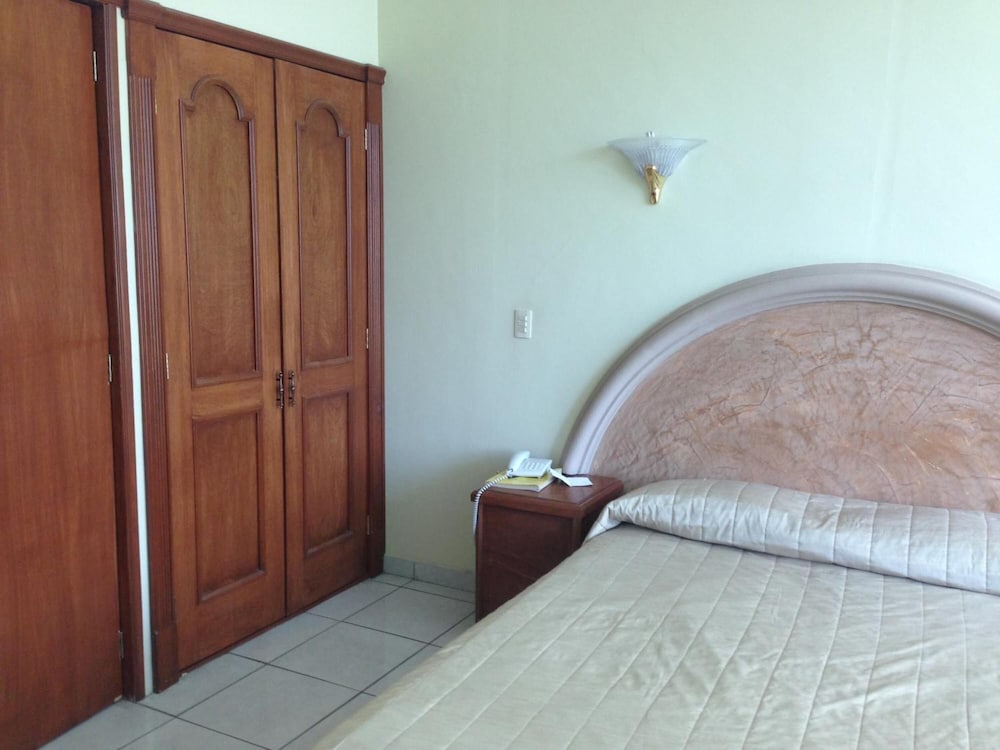 Hotel Plaza Sahuayo 30/52