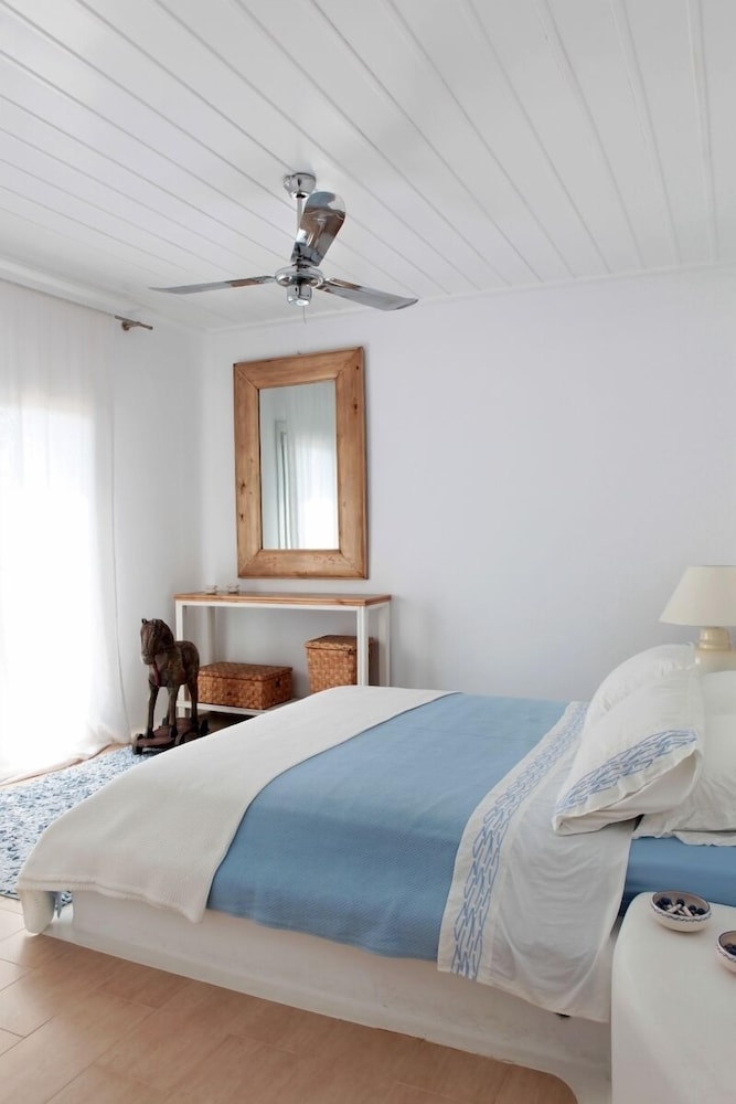 villa, sea view