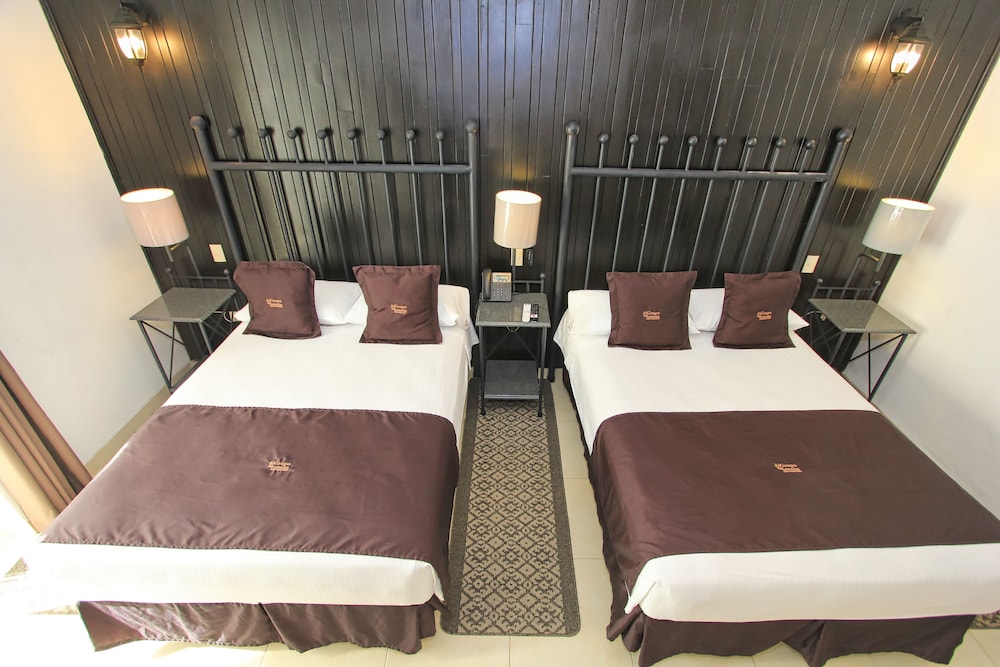 Hotel Plata Condesa 33/55