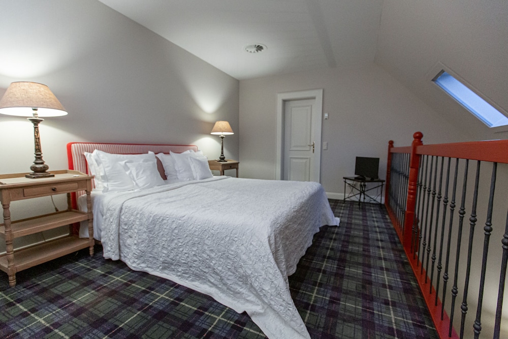 Deluxe, Suite, King Bed