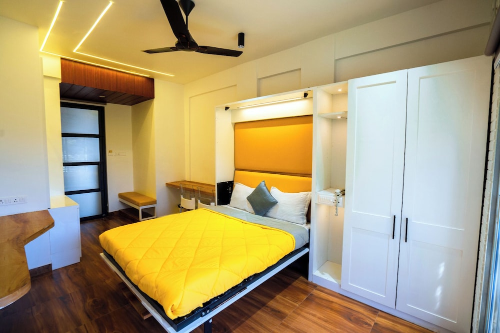 HOTEL STAY INN 17/50