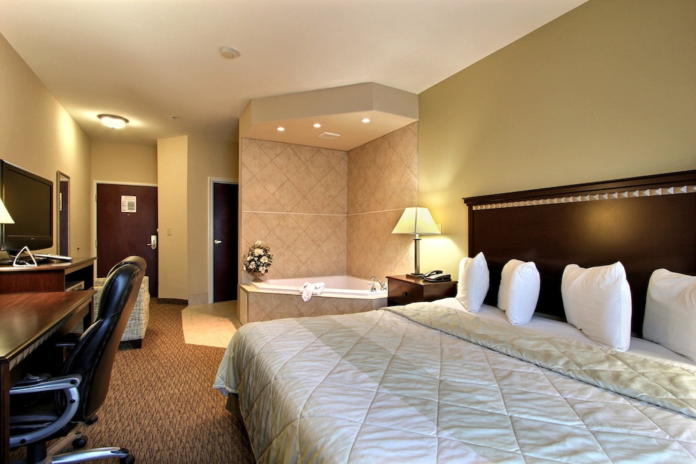 Magnolia Inn Suites 10/50