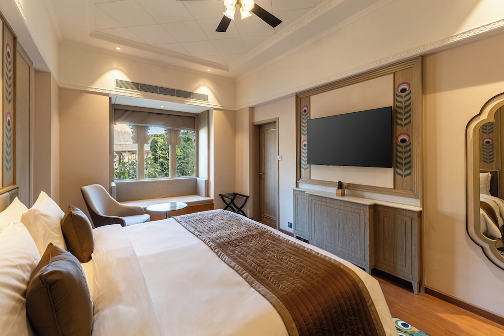 Wyndham Grand Udaipur Fateh Sagar Lake 23/66