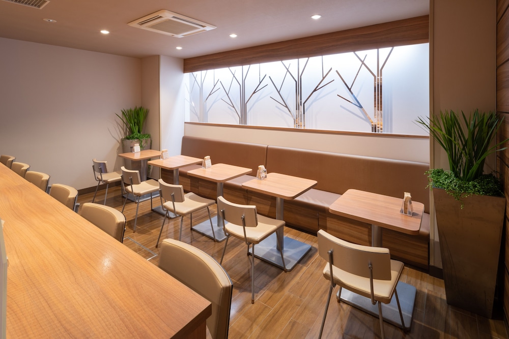 Super Hotel JR Fujiekimae Kinenkan 32/42
