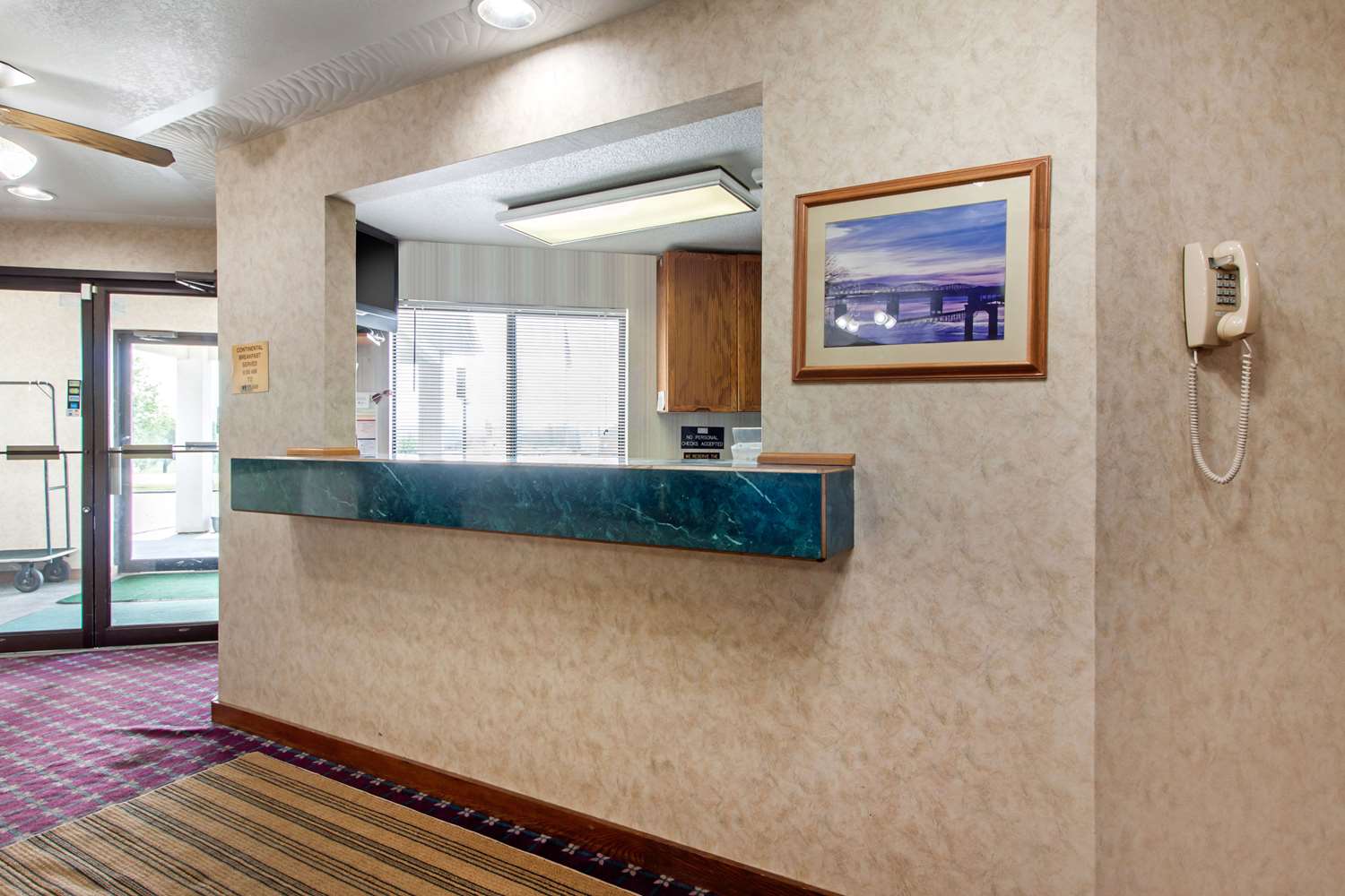 Econo Lodge Oacoma - Chamberlain West 2/12