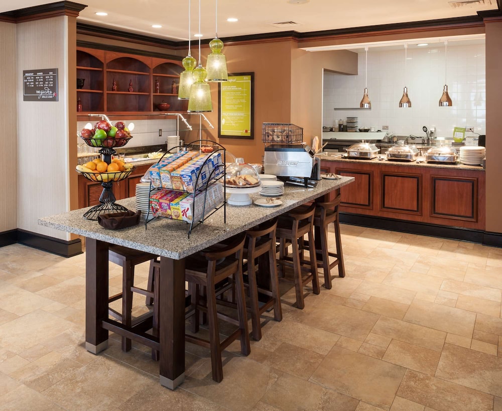 Hilton Garden Inn Merrillville 42/61