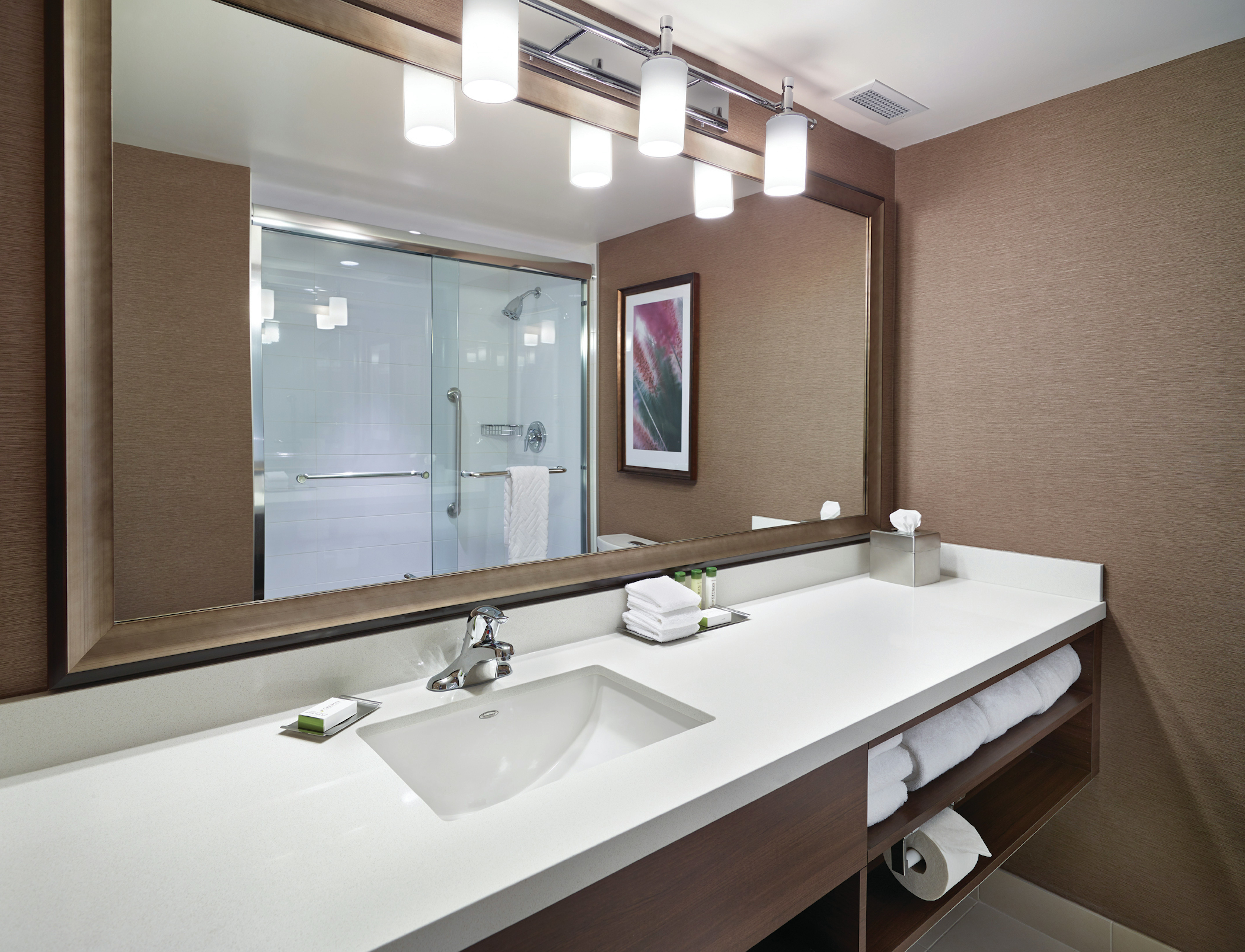 Doubletree By Hilton Hotel West Edmonton 49/50