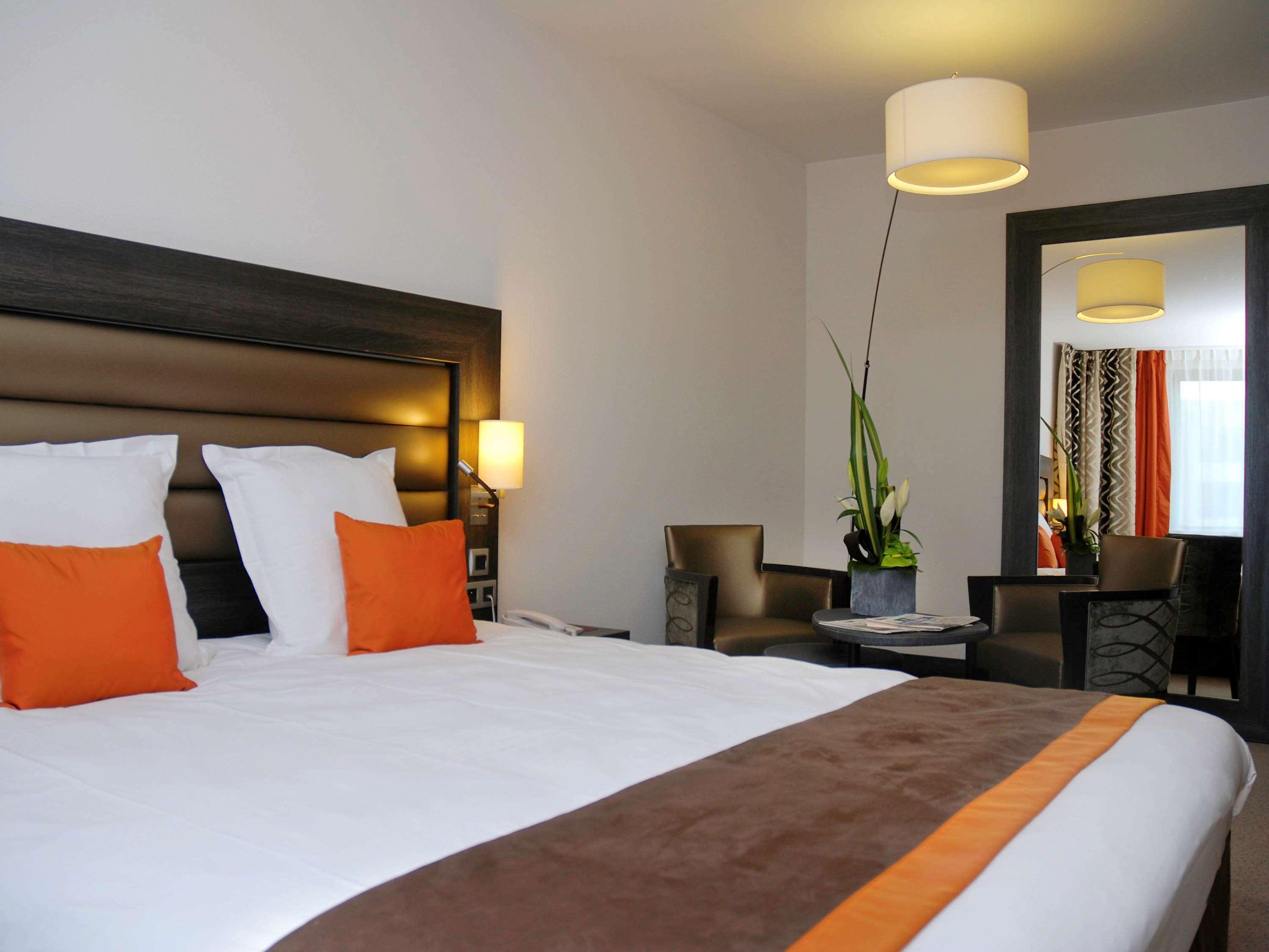 SUPERIOR, KING BED