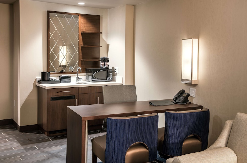 Embassy Suites By Hilton Seattle Downtown Pioneer Square 63/69