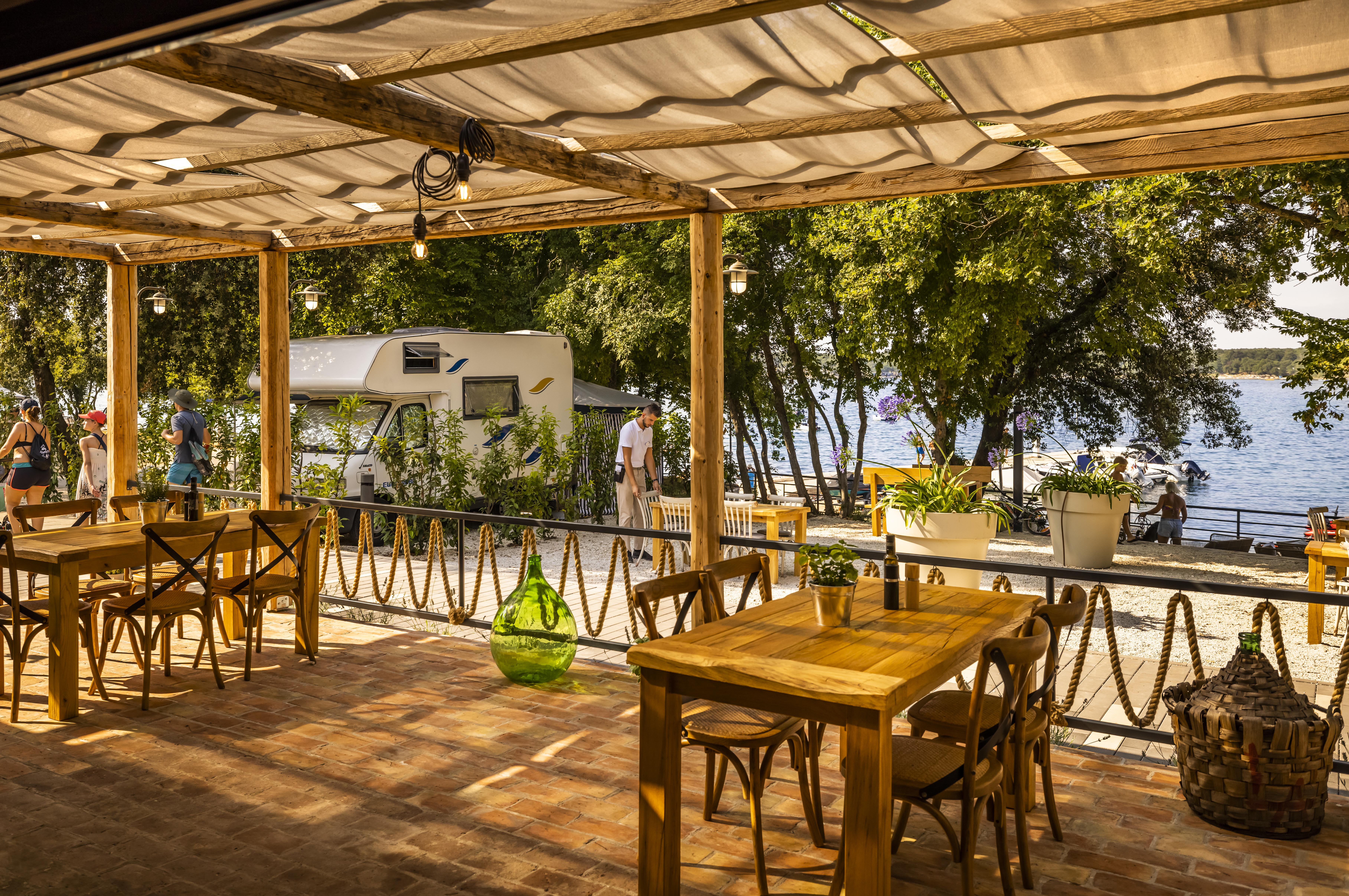 Istra Premium Camping Resort by Valamar 6/17