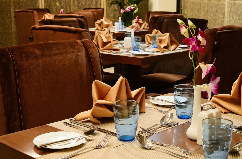 Landmark Premier Hotel Deira 53/65