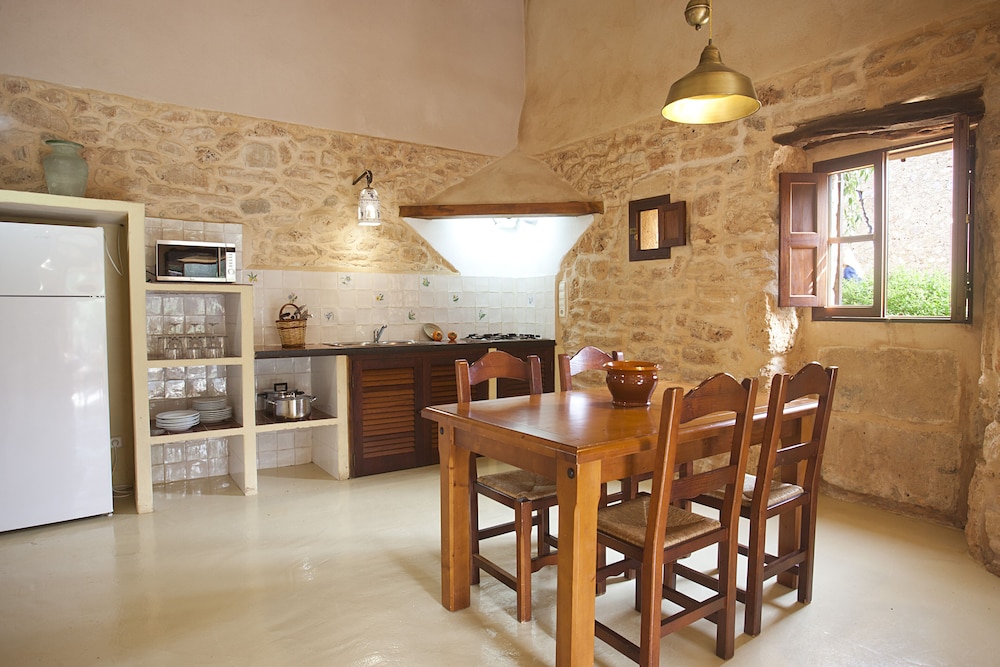 Agroturismo Finca Son Sureda 35/50