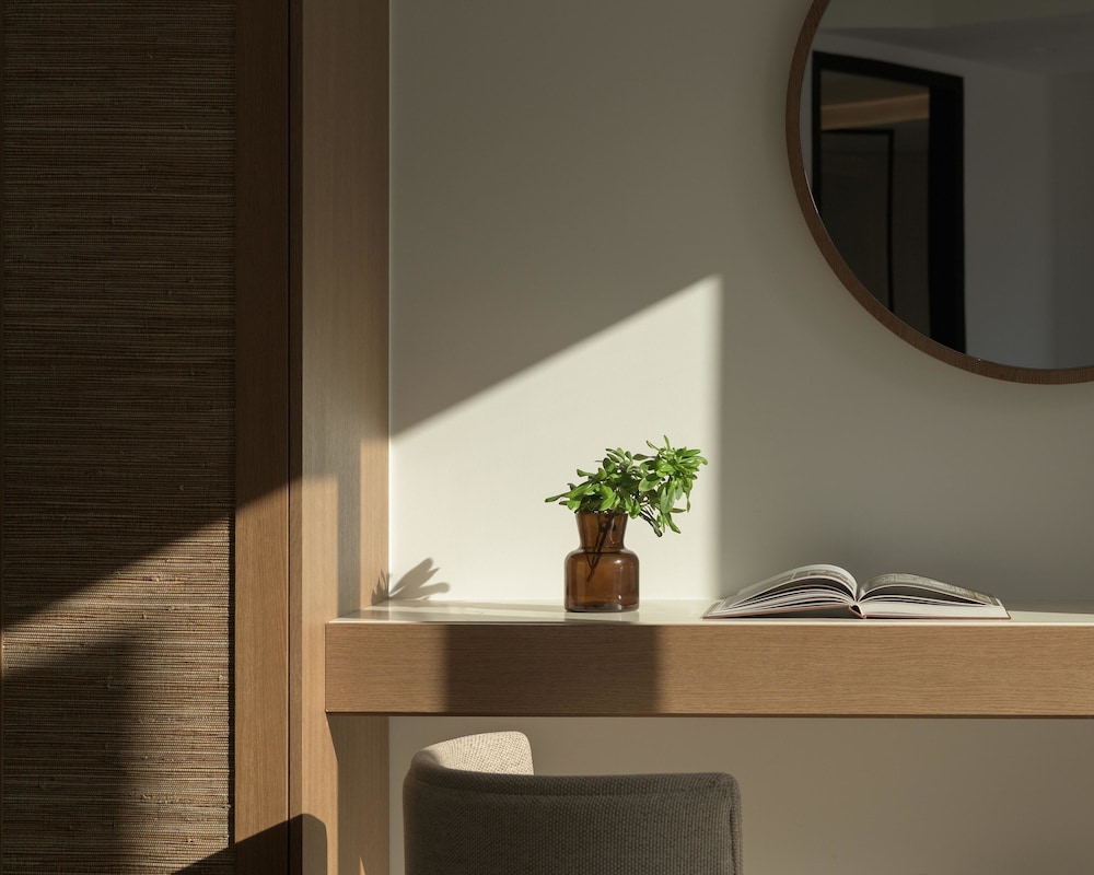 Galaxy Suites Boutique Resort 13/133